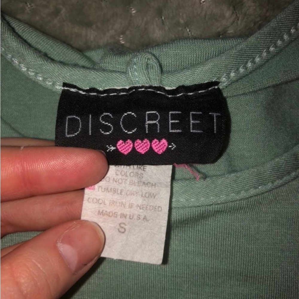 Shirt - Picture 2 of 2
